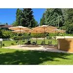Weickenhof Comfortable 펜션 Oberweickenhof