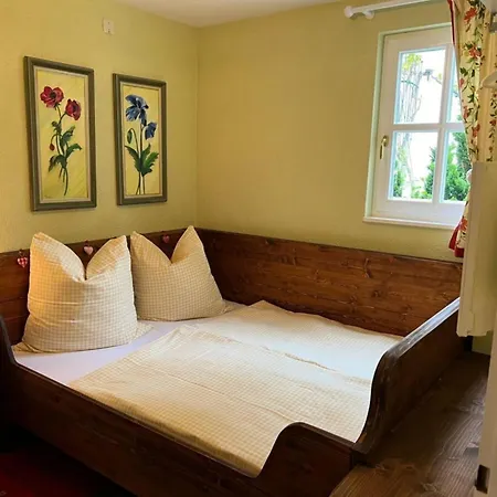 Feriehus Landhaus Weickenhof Comfortable Holiday Residence Oberweickenhof